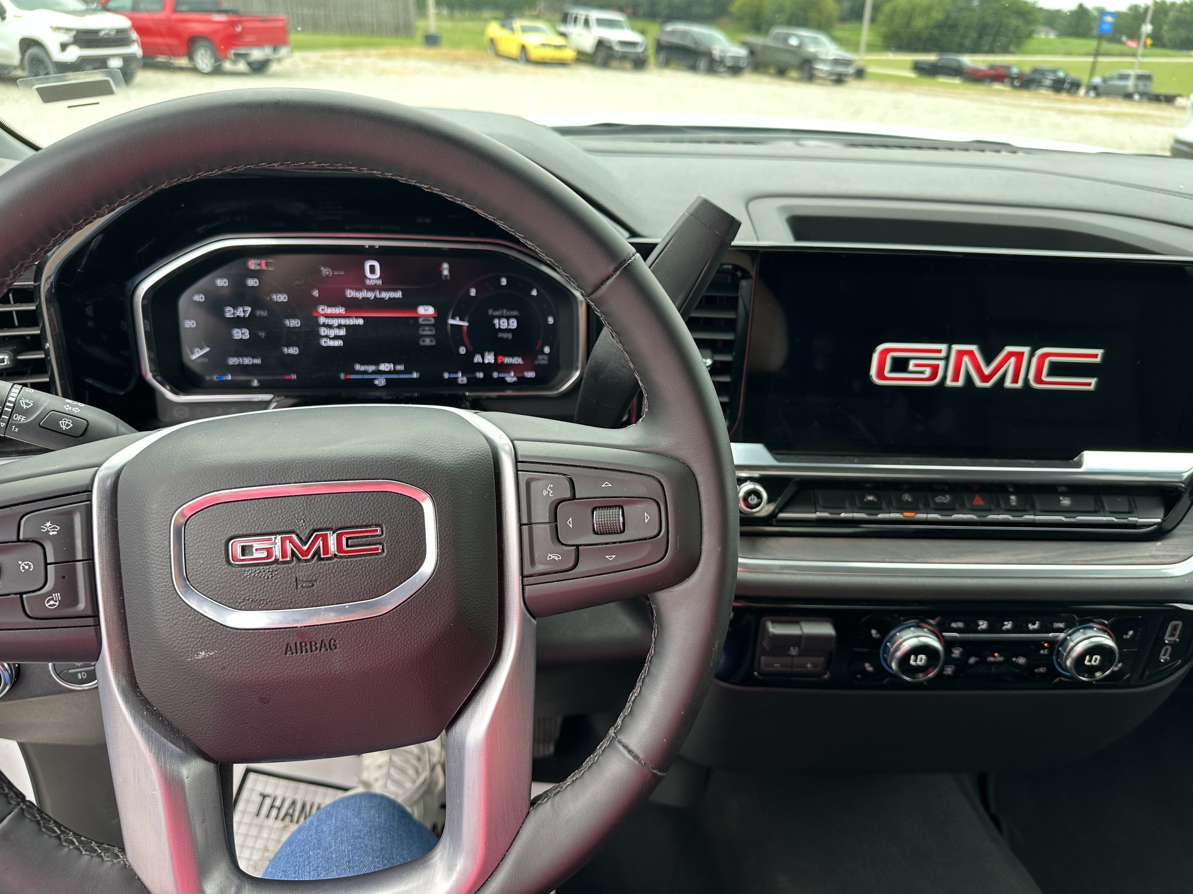 Certified 2026 GMC Sierra 1500 SLT AWD/4WD image 19