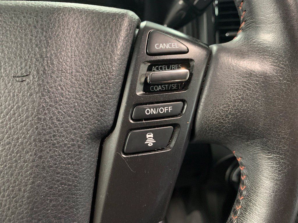 Used 2021 Nissan Titan PRO-4X w/ Pro-4x Convenience Package AWD/4WD image 23