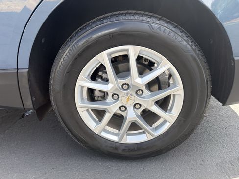 Used 2024 Chevrolet Equinox LT AWD/4WD image 11