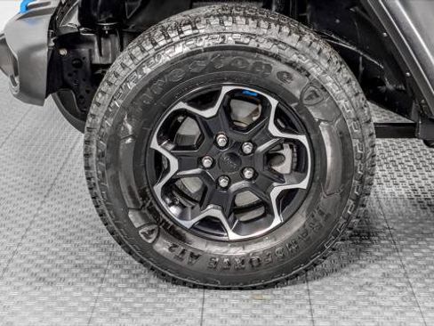 Used 2023 Jeep Wrangler Rubicon image 36
