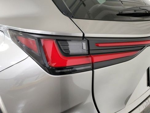 Used 2023 Lexus NX 350h AWD image 28