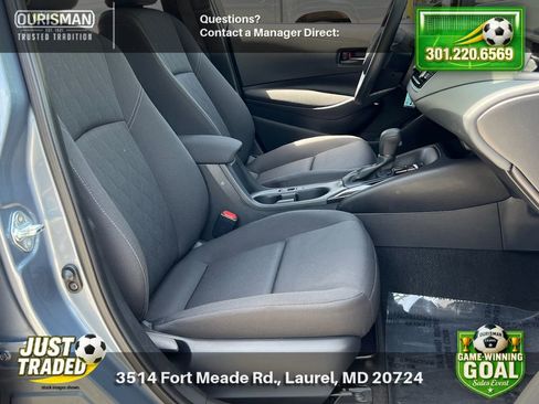 Used 2025 Toyota Corolla LE FWD image 21