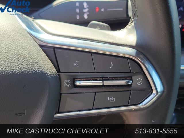 Used 2025 Chevrolet Suburban LT AWD/4WD image 13