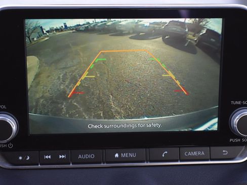 Used 2024 Nissan Sentra SV image 5