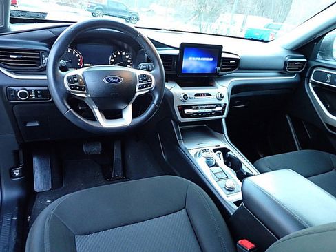 Used 2023 Ford Explorer XLT w/ Class IV Trailer Tow Package image 21