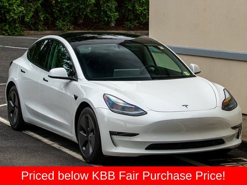 Used 2022 Tesla Model 3 Long Range AWD/4WD image 11
