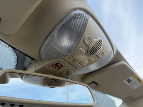 Used 2009 Mercedes-Benz SL 550 image 34