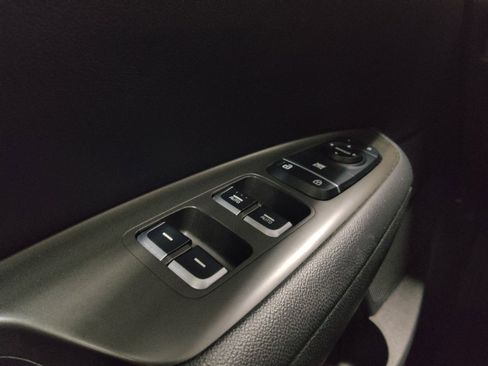 Used 2020 Kia Optima S FWD image 27