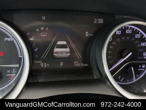 Used 2021 Toyota Camry XLE w/ Navigation Upgrade Package FWD image 16