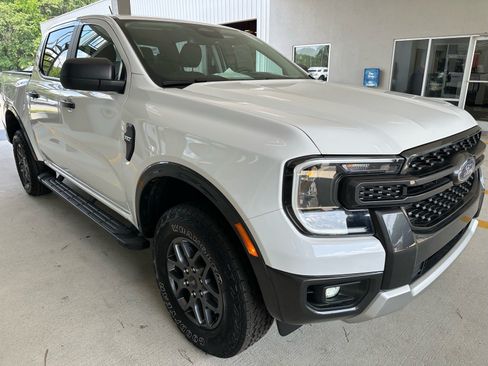 Certified 2024 Ford Ranger XLT w/ FX4 Off-Road Package AWD/4WD image 9
