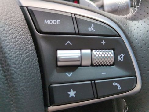 Certified 2025 Genesis G70 2.5T w/ Sport Prestige Package image 25