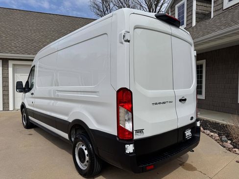 Used 2023 Ford Transit 250 Medium Roof image 4