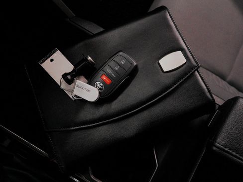 Used 2025 Toyota Tundra SR image 20