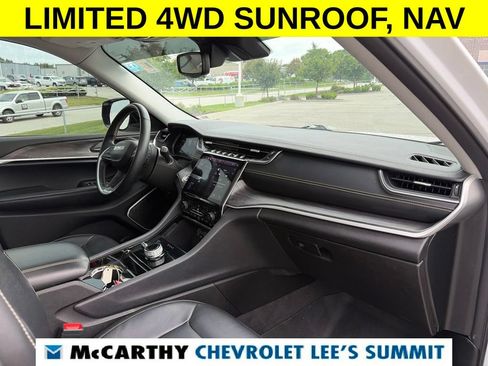 Used 2021 Jeep Grand Cherokee L Limited AWD/4WD image 29