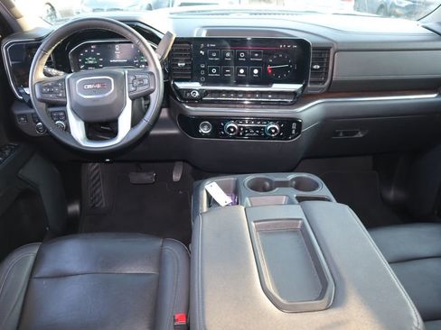 Certified 2024 GMC Sierra 1500 SLT image 10