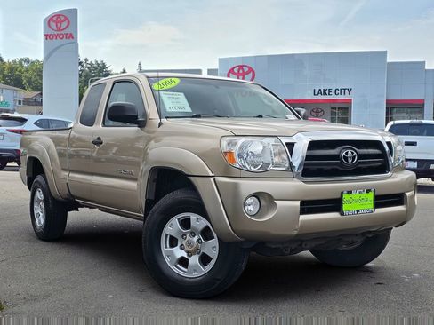 Used 2006 Toyota Tacoma PreRunner image 1