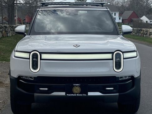 Used 2023 Rivian R1S Adventure AWD/4WD image 19