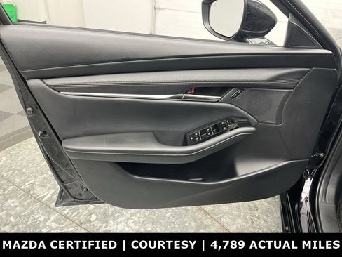 Used 2025 MAZDA MAZDA3 s image 8
