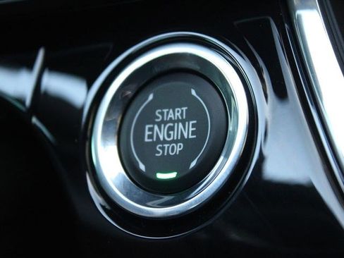 New 2026 Chevrolet Trax RS image 6