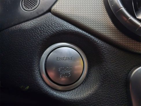 Used 2019 Mercedes-Benz CLA 250 image 28