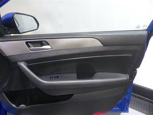 Used 2018 Hyundai Sonata Sport image 18