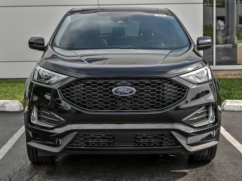 Certified 2023 Ford Edge ST-Line w/ Class II Trailer Tow Package AWD/4WD image 4