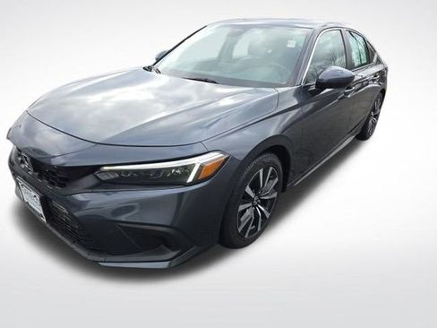 Used 2023 Honda Civic EX-L image 3