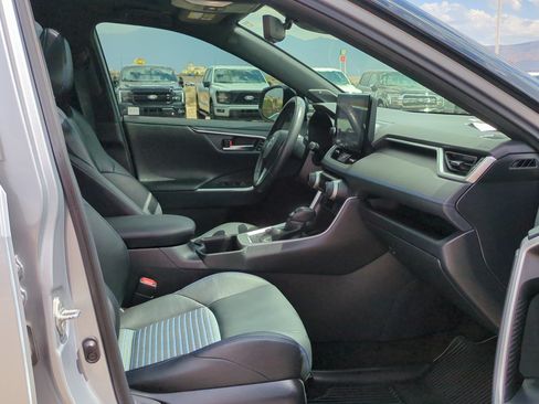 Used 2023 Toyota RAV4 XSE AWD/4WD image 31
