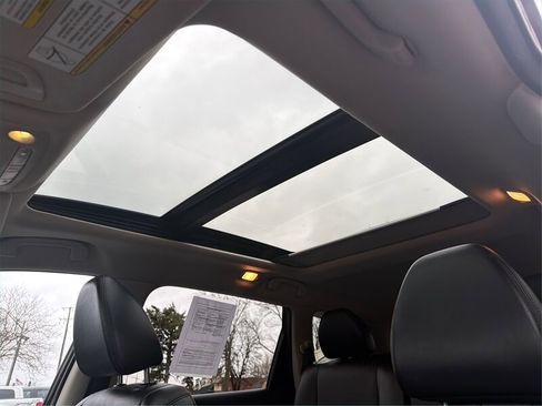 Used 2014 Nissan Rogue SL w/ SL Premium Package image 20