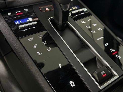 New 2026 Porsche Macan S image 34