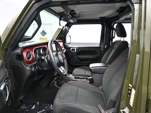 Used 2023 Jeep Gladiator Rubicon w/ LED Lighting Group AWD/4WD image 11
