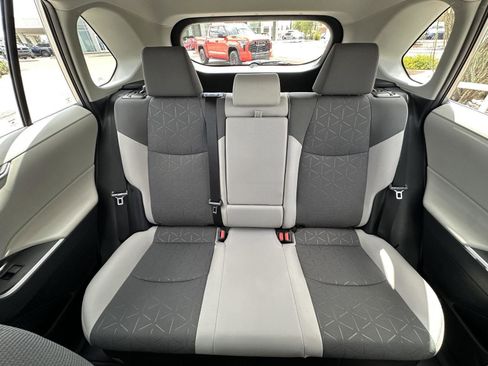 Used 2020 Toyota RAV4 XLE w/ Convenience Package image 25