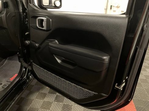 Used 2023 Jeep Gladiator Sport image 47