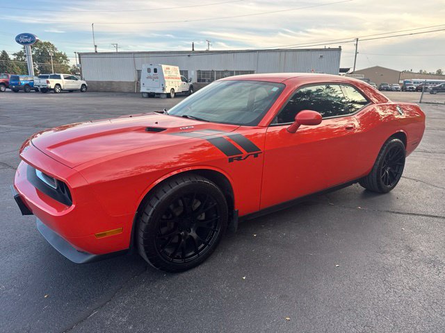Used 2010 Dodge Challenger R/T RWD image 2