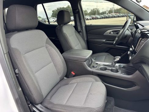 Used 2023 Chevrolet Traverse LT image 22