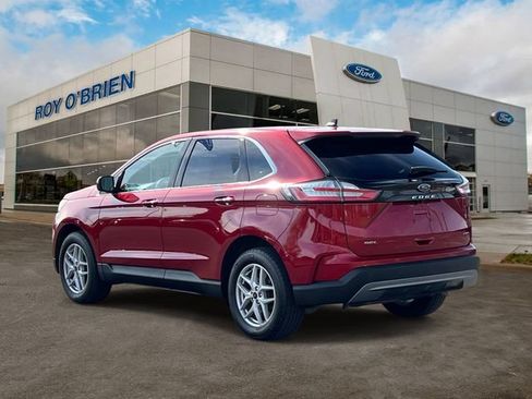 Certified 2023 Ford Edge SEL w/ Convenience Package AWD/4WD image 3