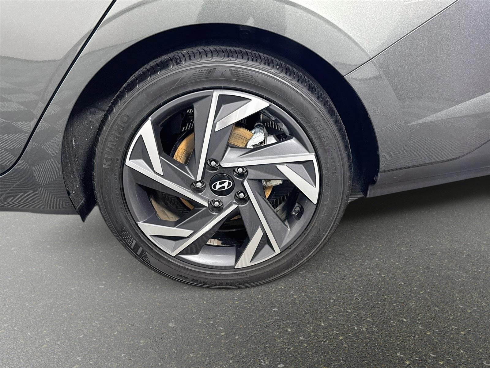 Certified 2025 Hyundai Elantra Sport FWD image 28