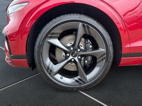 New 2026 Genesis GV70 2.5T Sport Prestige image 14