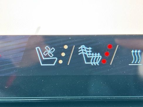 New 2026 Chevrolet Equinox EV RS image 10