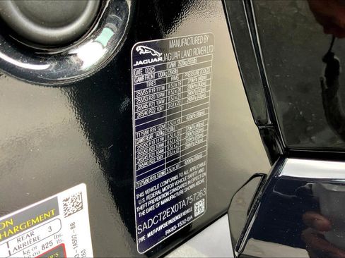 New 2026 Jaguar F-PACE R-Dynamic S image 10