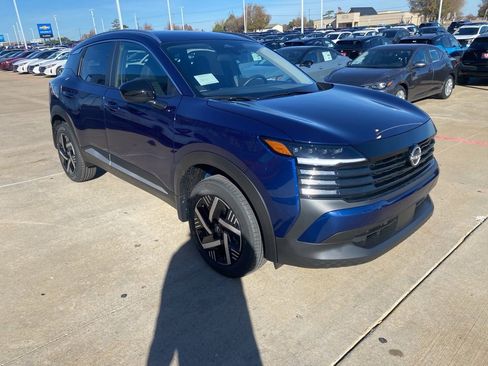 New 2026 Nissan Kicks SV w/ SV Premium Package image 7