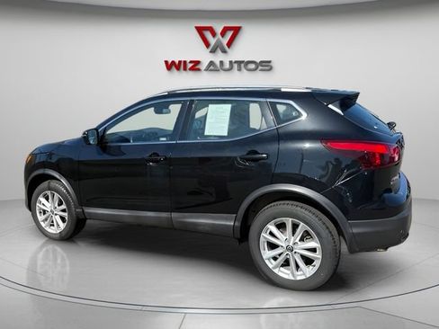 Used 2019 Nissan Rogue Sport SV w/ All-Weather Package AWD/4WD image 2