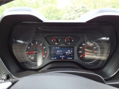 Used 2022 Chevrolet Camaro LT RWD image 15