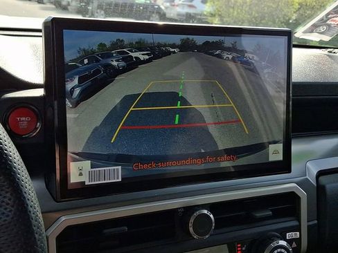 Certified 2025 Toyota Tacoma TRD Sport w/ TRD Sport Upgrade Package image 17