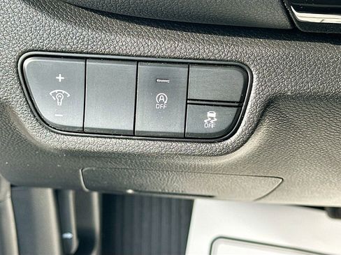 Certified 2024 Kia Seltos S FWD image 10