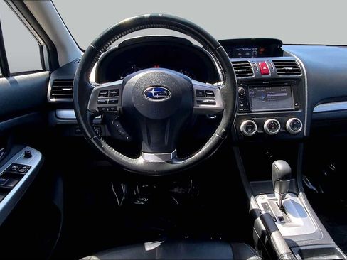 Used 2014 Subaru Crosstrek Touring AWD/4WD image 6