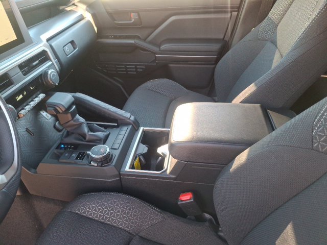New 2026 Toyota 4Runner SR5 AWD/4WD image 23