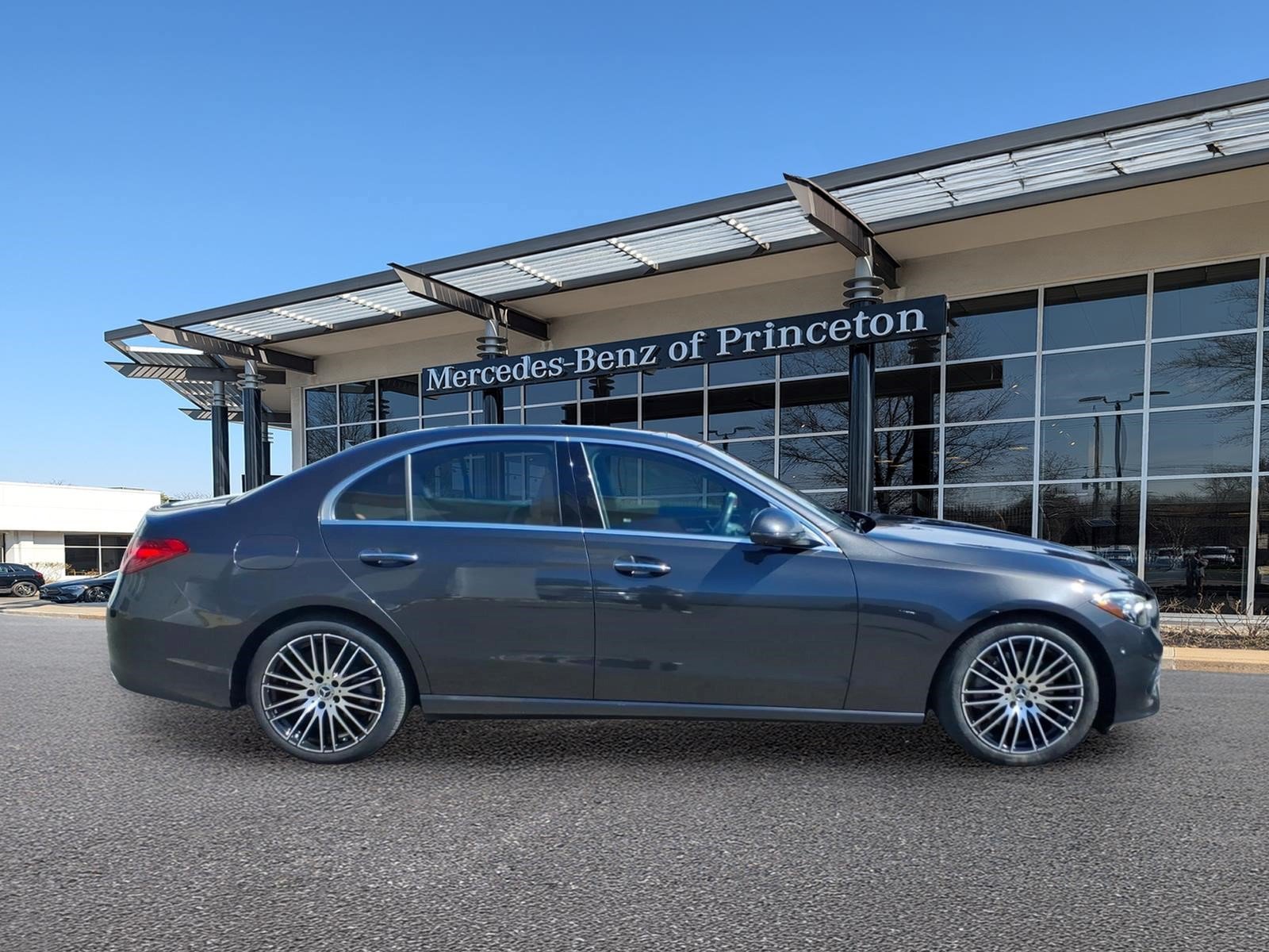 Certified 2023 Mercedes-Benz C 300 4MATIC Sedan image 2