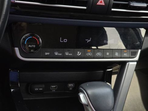 Used 2023 Kia Seltos S FWD image 26