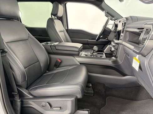 Certified 2025 Ford F150 Lariat w/ Equipment Group 502A High image 33